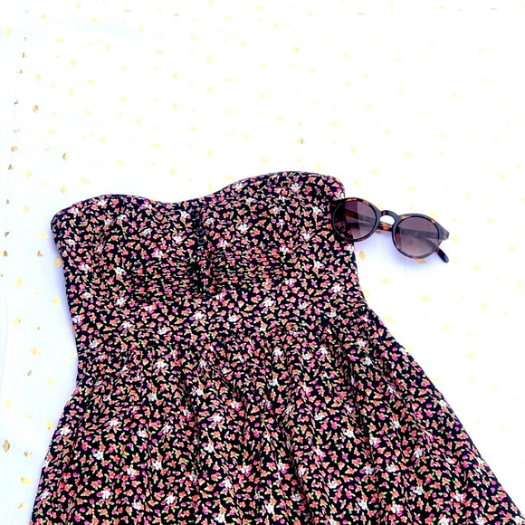 NWOT Black and Floral Strapless Dress S - Picture 4 of 16